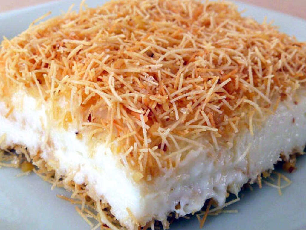 KADAİFLİ MUHALLEBİ